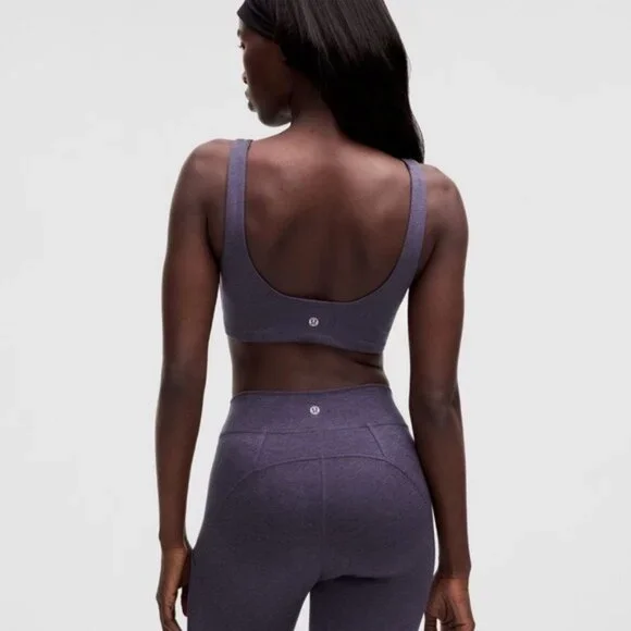 💜 NWT Lululemon 🔥 Soft Sueded Light Support B/C Cup Purple Sports Bra - Picture 4 of 9